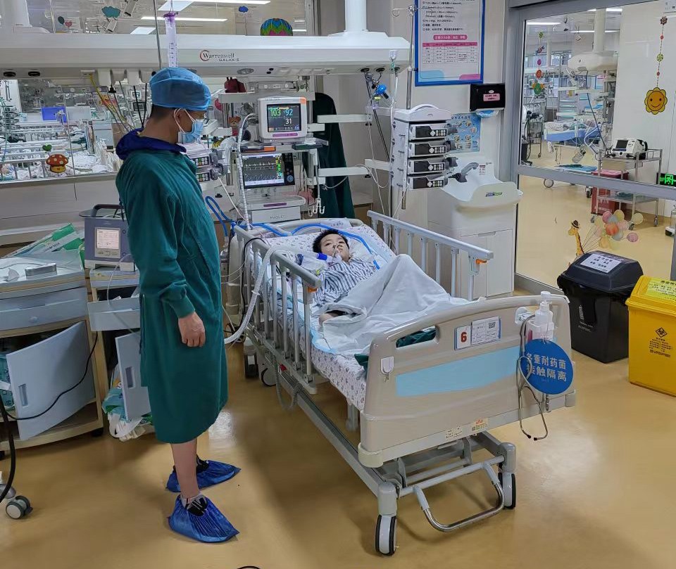 武山县跨省救护车出租公司